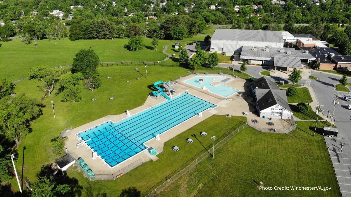 Families love Jim Barnett Park and the pool facility